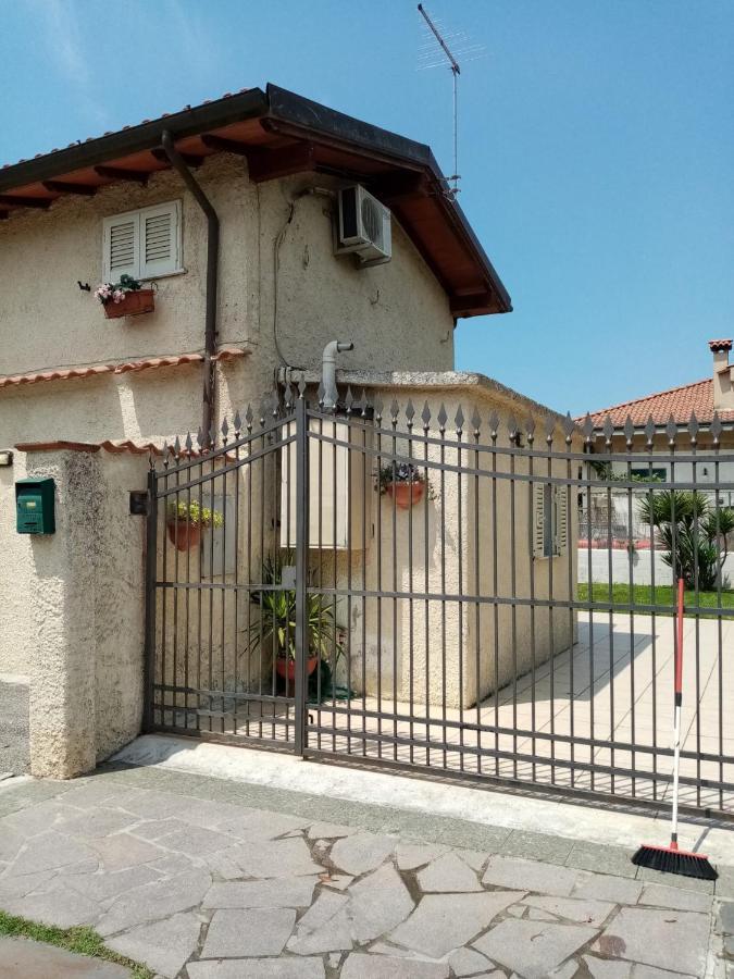 Casa Al Mare Villa Massa  Exterior photo